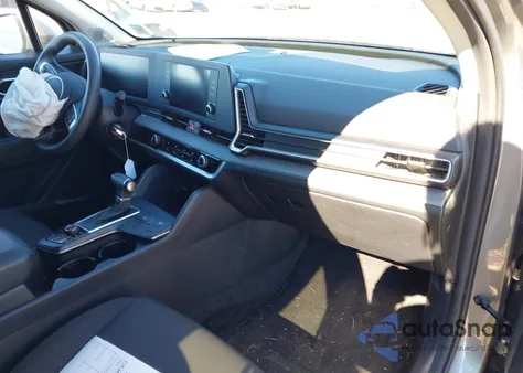 2023 Kia Sportage Lx z USA, uszkodzony, nr VIN KNDPUCAF5P7207833